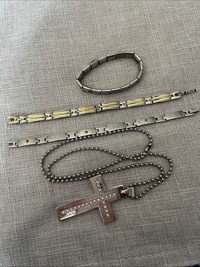 Lot Stainless Steel Cross Necklace & Bracelet Set